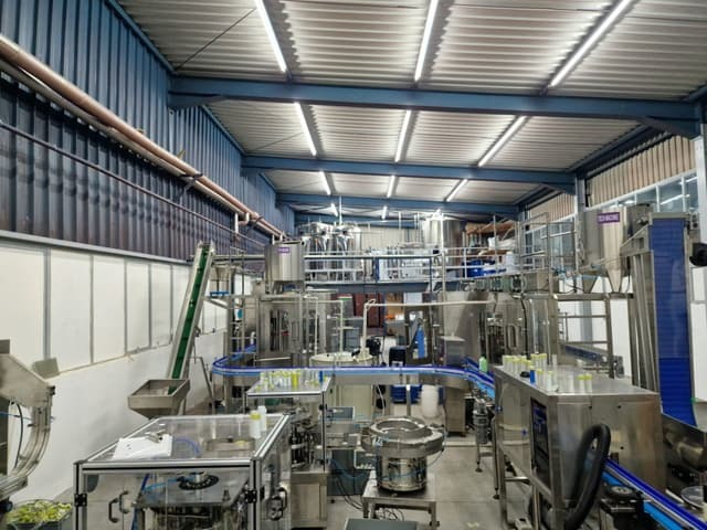Production and filling line at Dema Stil